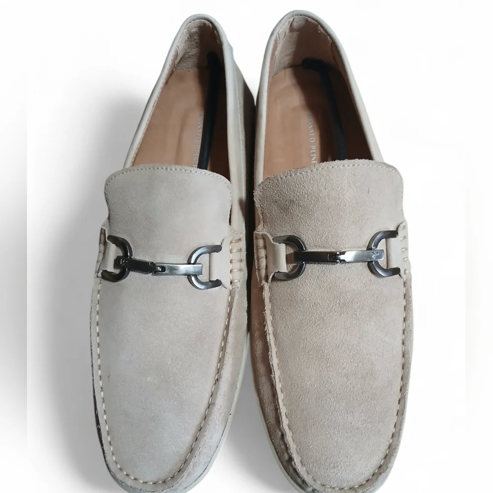 Donald J. Pliner Men's Size 10 Beige Suede Loafers